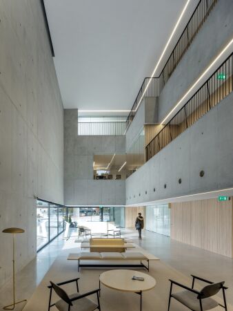 Rathaus in Trofa von NOARQ