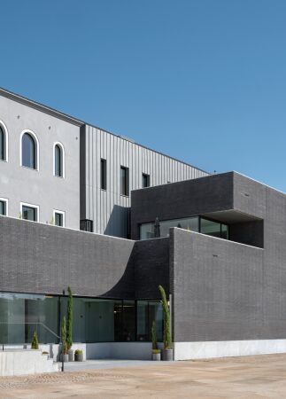 Rathaus in Trofa von NOARQ