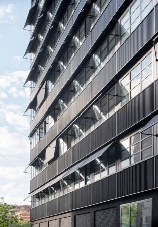 Geschosswohnen von Vivas Arquitectos und EXE Arquitectura