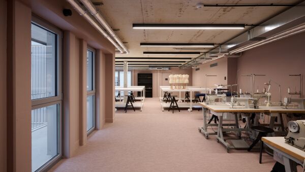 Modeschule in Paris von Clment Blanchet Architecture