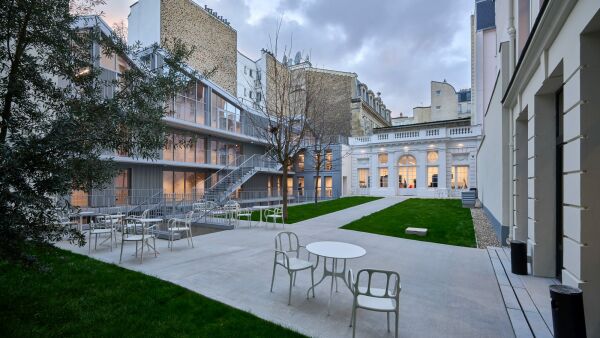 Modeschule in Paris von Cl�ment Blanchet Architecture