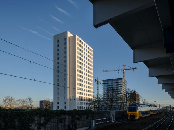 Hochhaus in Amsterdam von OMA
