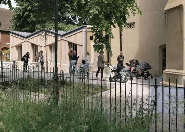 Sanierung und Erweiterung von Matthew Lloyd in London