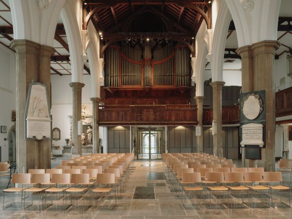 Sanierung und Erweiterung von Matthew Lloyd in London