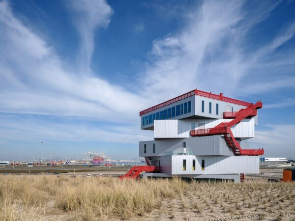 Besucherzentrum im Rotterdamer Hafen von MVRDV