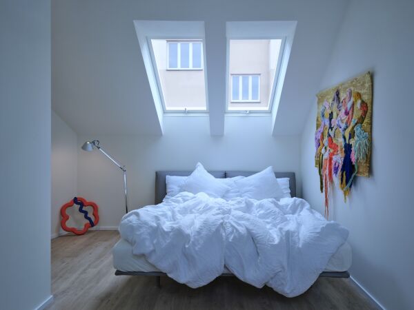 Sanierung in Prag von Plus One Architects