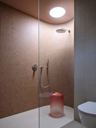 Sanierung in Prag von Plus One Architects