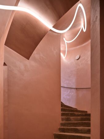 Sanierung in Prag von Plus One Architects