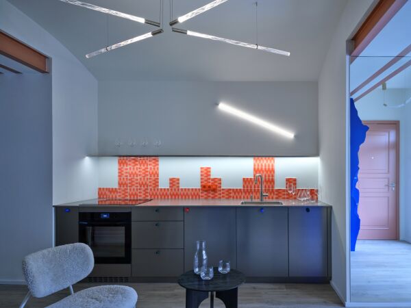 Sanierung in Prag von Plus One Architects