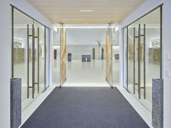 Kirchensanierung in Riederich von Heim Blaschke Architekten