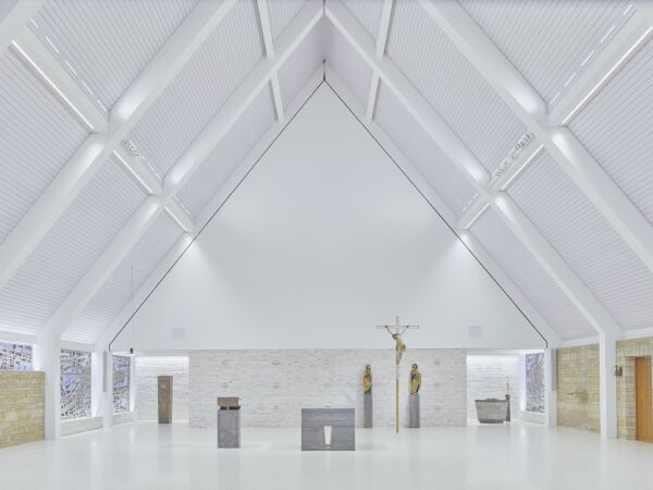 Kirchensanierung in Riederich von Heim Blaschke Architekten