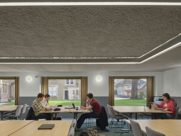 Campuserweiterung von David Kohn Architects