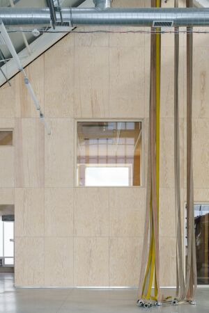 Feuerwehr in Ps�ry von SOA architekti