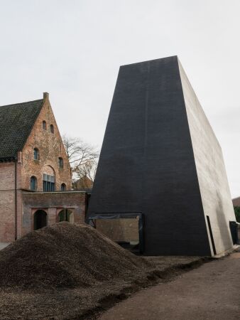 Museum von Barozzi Veiga und Tab Architects