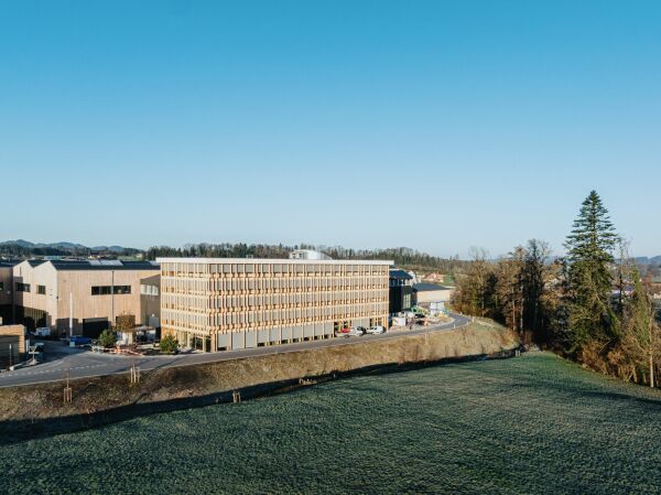 Brogebude in Gossau von K&L Architekten und ICD Stuttgart