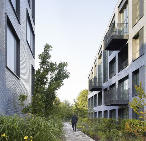 Wohnkomplex von Alison Brooks Architects