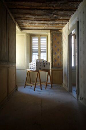 GayMenzel architectes, Maisons Duc, Saint-Maurice VS, 2016  2018. Modell 1:33 1/3 im Bestand vor Weiterbau