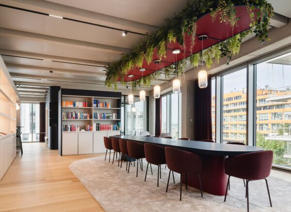 B�rogeb�ude in M�nchen von C.F. M�ller Architects