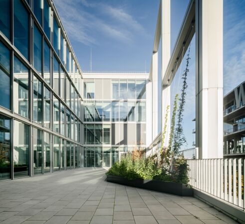 B�rogeb�ude in M�nchen von C.F. M�ller Architects