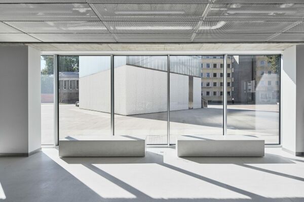 Implmnt architects in Litauen