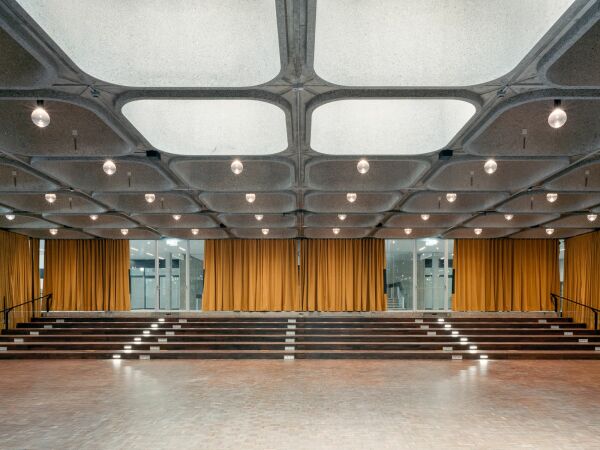 Schulaufstockung in Genf von Burckhardt Architektur