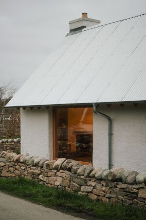 Ferienhaus in den Scottish Highlands von Baillie Baillie Architects