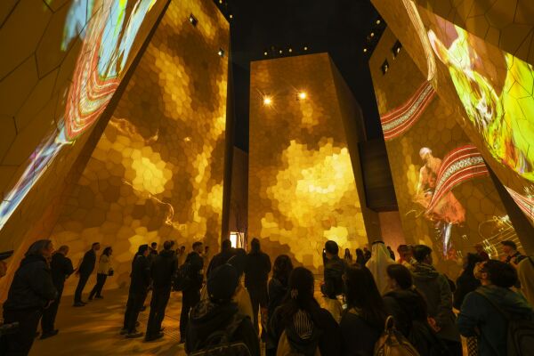 Saudi-Arabiens Pavillon von Foster + Partners (u.a. London)