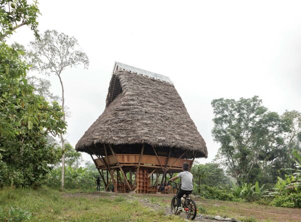 Kinderbibliothek Yuyarina Pacha in San Vicente de Huaticocha in Ecuador (2023)