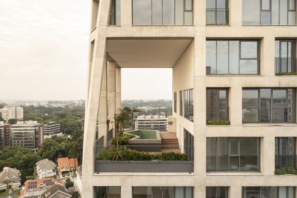 Wohnhochhaus in Curitiba von Architects Office + Triptyque