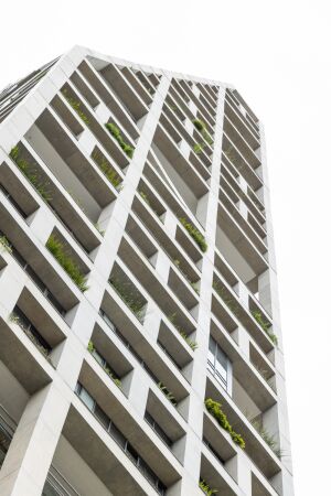 Wohnhochhaus in Curitiba von Architects Office + Triptyque