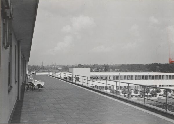 Terrasse der Klinik fr Gemts- und Nervenkranke von Architekt Martin Elsaesser in Frankfurt am Main (19281930)