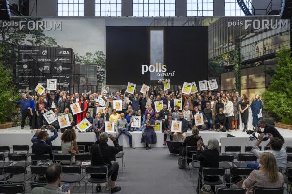 Gewinner:innenfoto polis Award
