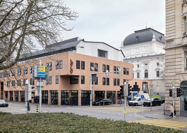 Temporre Erweiterung der Zrcher Oper von EM2N