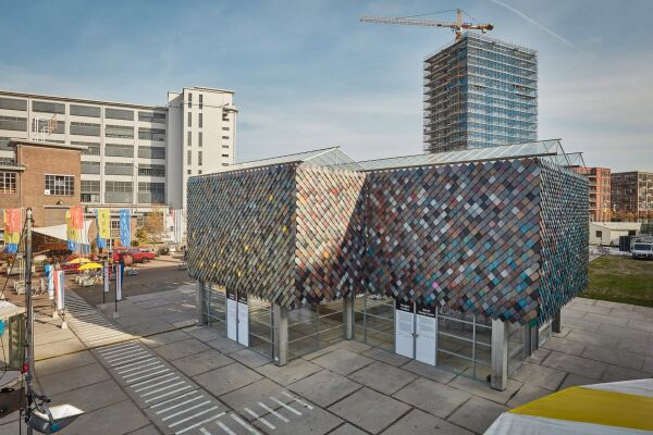 Kreislufe optimieren: Pretty Plastic Peoples Pavilion in Eindhoven von Overtreders W und bureau SLA (Zaandam)