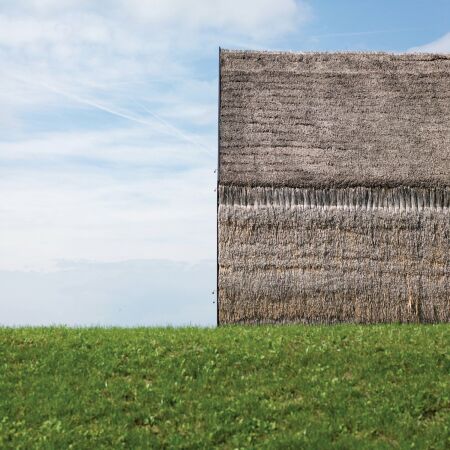 Gengsamkeit ben: Hiza Strohhaus in Kumrovec von Proarh Architekten (Zagreb)