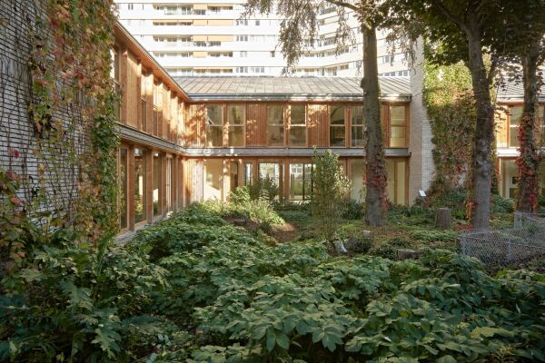 Kindergarten von Guilllaume Ramillien Architecture in Paris