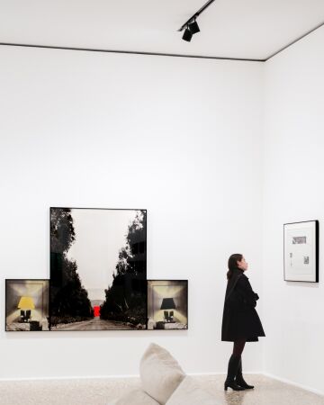 �I will not make any more boring art�, hatte Baldessari einst im Rahmen einer Arbeit versprochen � und sich bis zu seinem Tod 2020 konsequent daran gehalten.