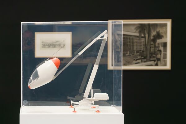 Installationsansichten der Ausstellung Schner Wohnen. Architekturvisionen von 1900 bis heute, vom 8.6.19.10.2025 in Kunsthalle Tbingen