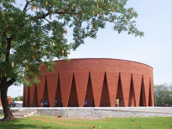 Mausoleum in Ouagadougou von Kr Architecture