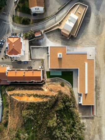 Frderwerkstatt in Odemira von Filipe Xavier Oliveira