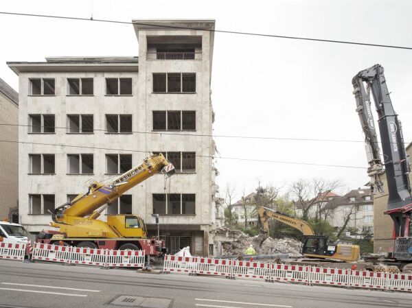 Haussmannstrae 6 (DPWV, Sozialzentrum)