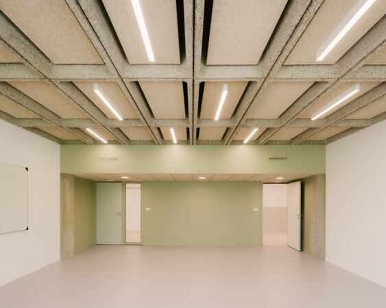 Umbau in Dole von Tectoniques