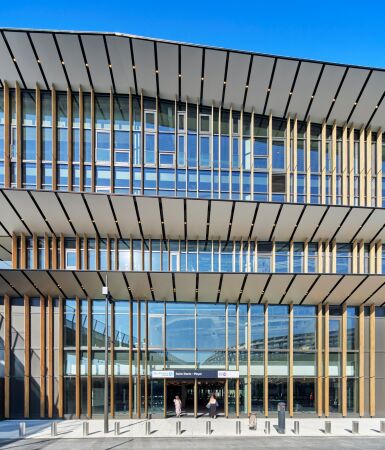 Bahnhof bei Paris von Kengo Kuma & Associates