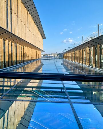 Bahnhof bei Paris von Kengo Kuma & Associates