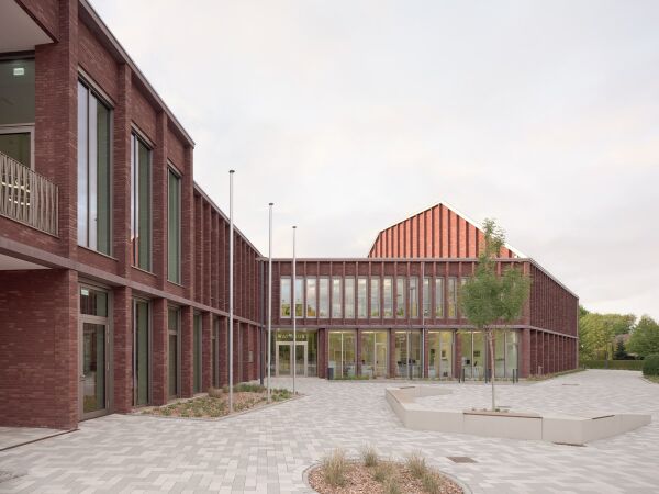 Rathaus in Bakum von kbg architekten