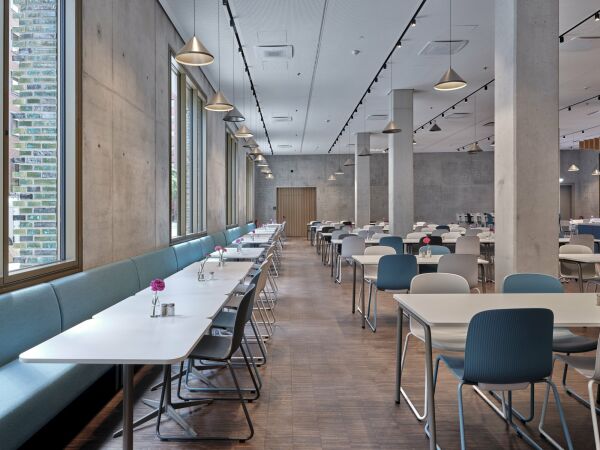 Geschftshaus in Hamburg von Wandel Lorch Gtze Wach