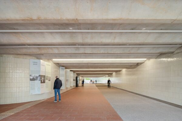 Bahnhofsneugestaltung in Nova Gorica von Sadar+Vuga