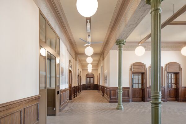 Bahnhofsneugestaltung in Nova Gorica von Sadar+Vuga