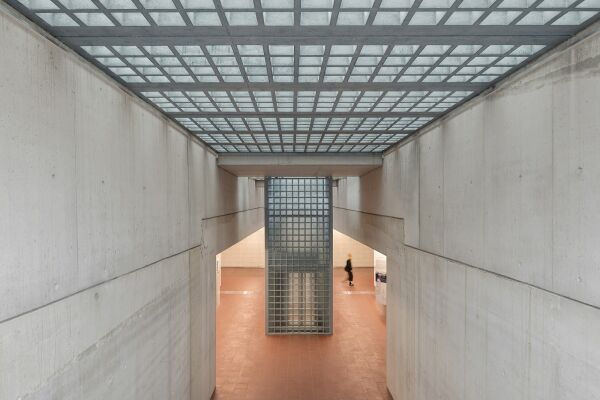 Bahnhofsneugestaltung in Nova Gorica von Sadar+Vuga