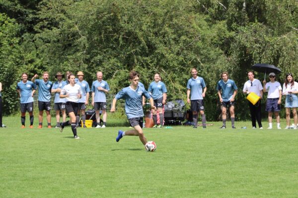 Temporeiches Dribbling: Hier ist hchste Ballkontrolle gefragt.